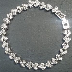 Stunning Sterling Silver Tennis bracelet